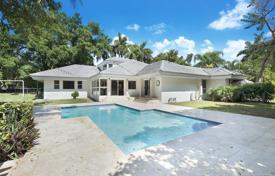 Villa – Coral Gables, Floride, Etats-Unis. $2,797,000