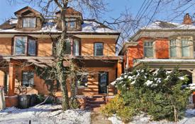 Maison mitoyenne – Old Toronto, Toronto, Ontario,  Canada. C$1,235,000