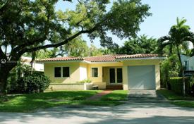 Maison de campagne – Coral Gables, Floride, Etats-Unis. $839,000