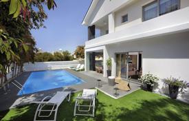 5 pièces villa 155 m² à Larnaca (ville), Chypre. 550,000 €