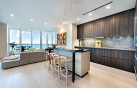 2 pièces appartement en copropriété 163 m² à Miami Beach, Etats-Unis. $7,995,000