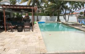 Villa – North Miami, Floride, Etats-Unis. $1,175,000