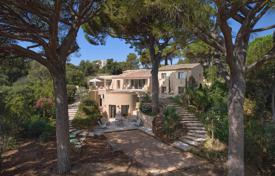 5 pièces villa à Sainte-Maxime, France. 15,000 € par semaine