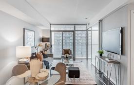 Appartement – The Queensway, Toronto, Ontario,  Canada. C$836,000