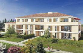 Appartement – Saint-Cannat, Bouches-du-Rhône, Provence-Alpes-Côte d'Azur,  France. From 141,000 €