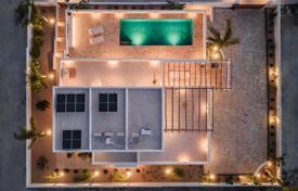 3 pièces maison de campagne 351 m² à Moraira, Espagne. 1,495,000 €