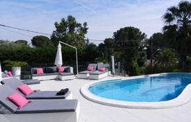 Villa – Cap d'Antibes, Antibes, Côte d'Azur,  France. 5,900 € par semaine