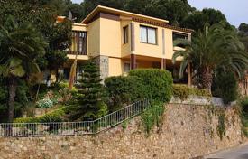 4 pièces villa 250 m² à Tossa de Mar, Espagne. 580,000 €