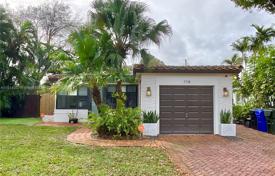 3 pièces maison en ville 164 m² à Fort Lauderdale, Etats-Unis. $800,000