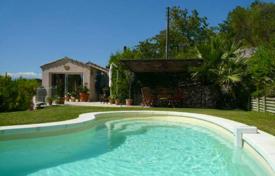 Villa – Le Cannet, Côte d'Azur, France. 3,800 € par semaine