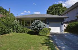 Maison en ville – Etobicoke, Toronto, Ontario,  Canada. C$1,339,000