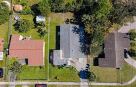 Maison en ville – Fort Lauderdale, Floride, Etats-Unis. $465,000