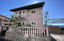 Maison de campagne – Tivat (ville), Tivat, Monténégro. 420,000 €