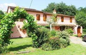 Villa – Capannori, Toscane, Italie. 950,000 €