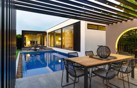 Villa – Bang Tao Beach, Choeng Thale, Thalang,  Phuket,   Thaïlande. From $820,000