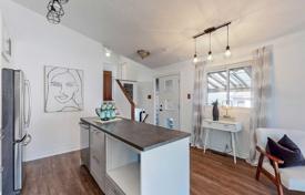 Maison mitoyenne – Scarborough, Toronto, Ontario,  Canada. C$1,156,000