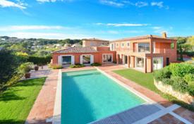 Villa – Antibes, Côte d'Azur, France. 1,480,000 €