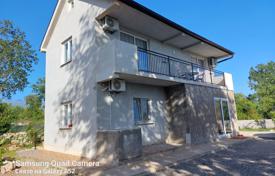 Maison en ville – Krimovica, Kotor, Monténégro. 244,000 €