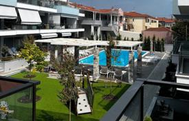 2 pièces appartement dans un nouvel immeuble 83 m² à Nikiti, Grèce. 290,000 €