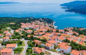 13 pièces maison en ville 310 m² à Rabac, Croatie. 467,000 €