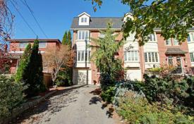 Maison mitoyenne – Etobicoke, Toronto, Ontario,  Canada. C$1,221,000