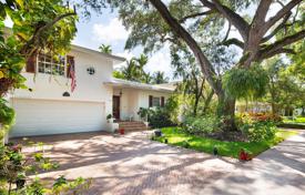 Maison de campagne – Coral Gables, Floride, Etats-Unis. $775,000