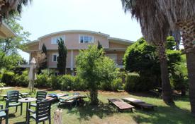 Maison Meublée Dans un Complexe avec Piscine à Antalya Belek. $325,000