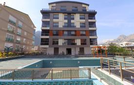 Appartements Résidentiels avec Piscine à Konyaalti Sarisu. $375,000