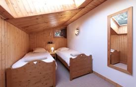 CHALET MITOYEN 3 CHAMBRES — VUE DEGAGEE. 620,000 €