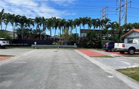 Maison en ville – West End, Miami, Floride,  Etats-Unis. $560,000