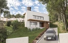 4 pièces maison mitoyenne 250 m² à Begur, Espagne. 1,480,000 €
