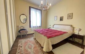 2 pièces appartement 110 m² à Florence, Italie. 1,950,000 €