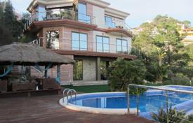 4 pièces villa 350 m² à Lloret de Mar, Espagne. 1,658,000 €