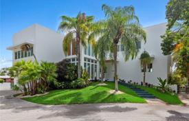 Villa – Coral Gables, Floride, Etats-Unis. 4,671,000 €
