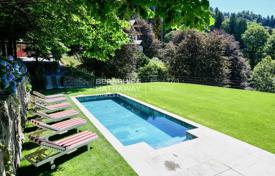 Villa – Brunate, Lombardie, Italie. 4,000,000 €