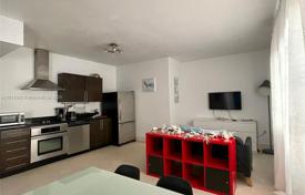 1 pièces appartement en copropriété 48 m² à Miami Beach, Etats-Unis. $270,000