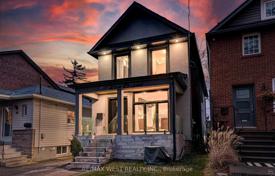 Maison en ville – Etobicoke, Toronto, Ontario,  Canada. C$2,370,000
