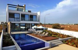 Villa – Famagouste, Chypre. From 1,590,000 €