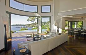 5 pièces villa 380 m² à Antibes, France. 14,000 € par semaine