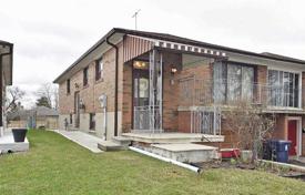 3 pièces maison mitoyenne à North York, Canada. C$1,227,000