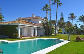 7 pièces villa 500 m² à San Pedro Alcántara, Espagne. 13,500 € par semaine