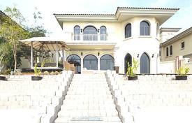Villa – The Palm Jumeirah, Dubai, Émirats arabes unis. 8,800 € par semaine