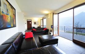 Villa – Faggeto Lario, Lombardie, Italie. 2,670 € par semaine