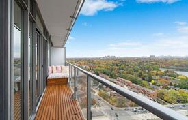 Appartement – The Queensway, Toronto, Ontario,  Canada. C$745,000