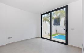 3 pièces villa 140 m² à Villamartin, Espagne. 339,000 €