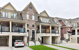 Maison mitoyenne – Etobicoke, Toronto, Ontario,  Canada. C$1,665,000