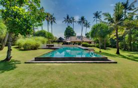 Villa – Ketewel, Sukawati, Gianyar,  Bali,   Indonésie. $6,300 par semaine