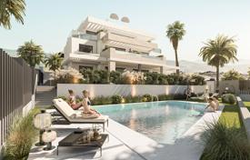 3 pièces penthouse 317 m² à Estepona, Espagne. 900,000 €