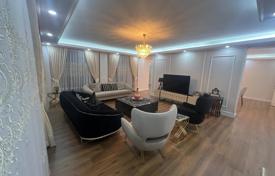 5 pièces villa 750 m² en Büyükçekmece, Turquie. $2,650,000