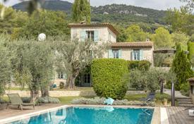Villa – Tourrettes-sur-Loup, Côte d'Azur, France. 2,495,000 €
